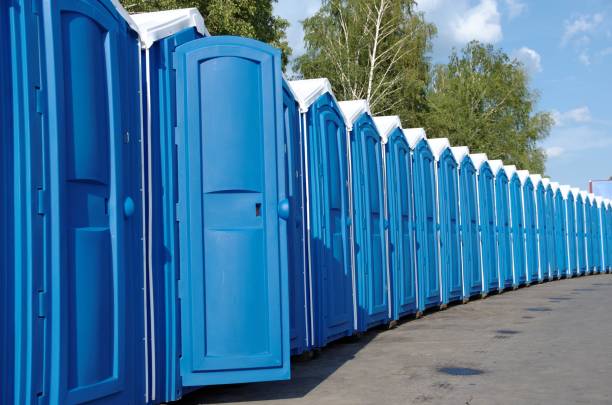 Best Portable restroom trailer rental  in Nokomis, IL